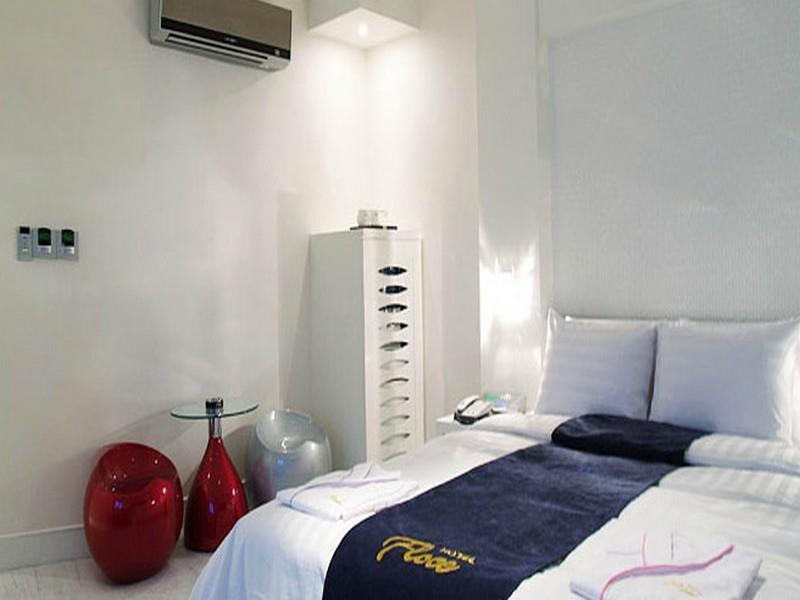 בוצ'און Hotel Floce מראה חיצוני תמונה
